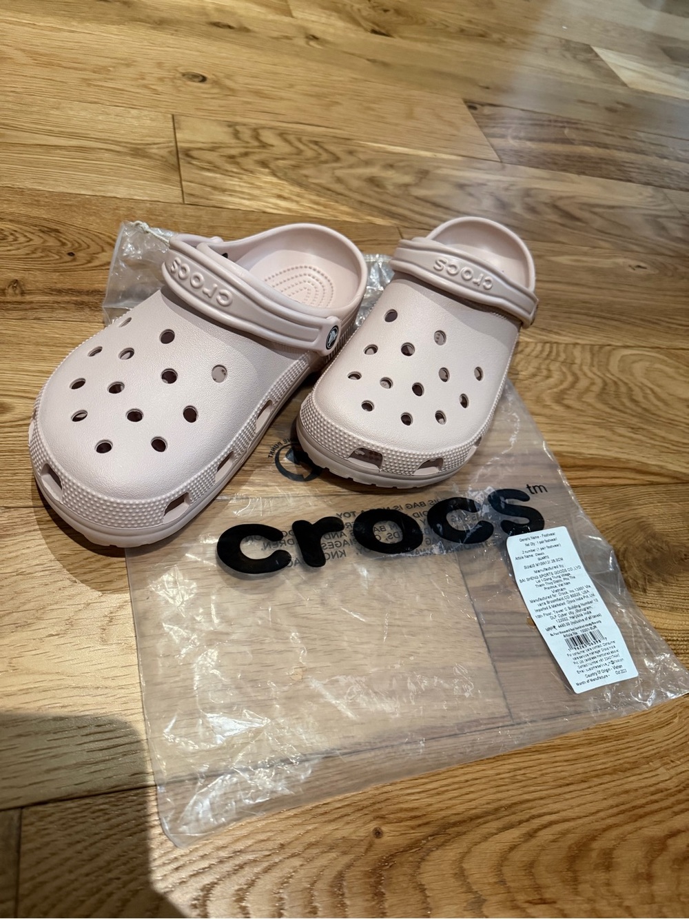 NWT Crocs Classic Clog Quartz Pink M10 W12